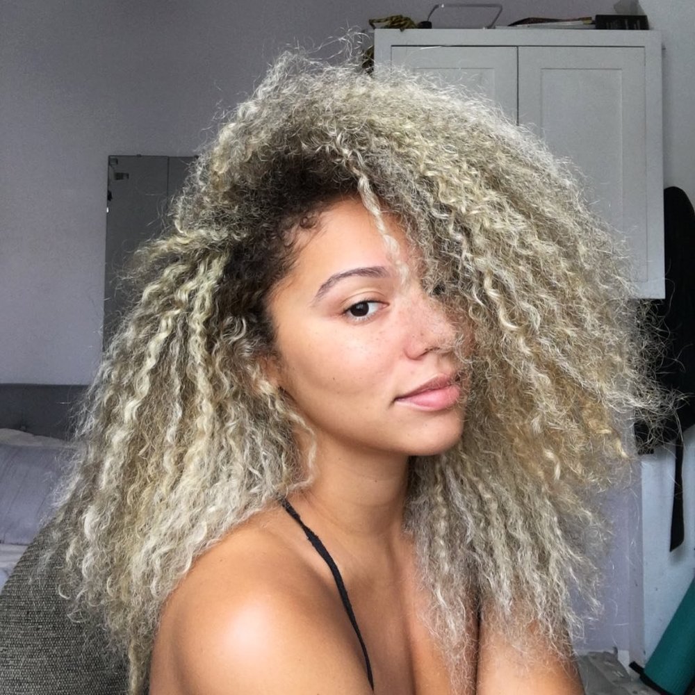 Meet your Posher, Clara